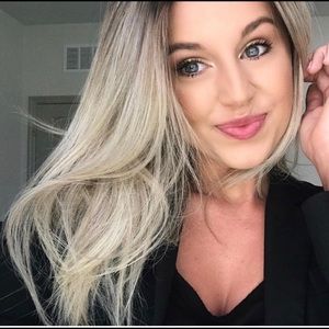 Meet your Posher, Mallory